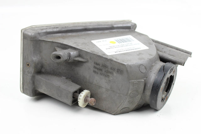 Туманка правая 8121142020 TOYOTA