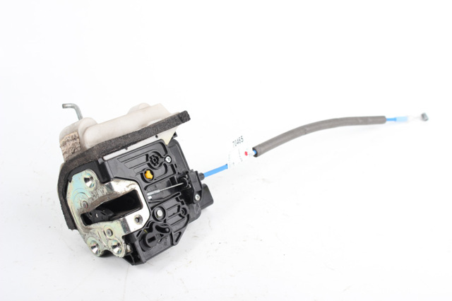 814111W010 HYUNDAI Замок двери задней левой купить в Львов