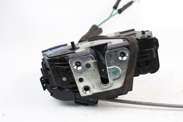 HYUNDAI 814202K100 Замок двери задней правой в наличии Чернигов