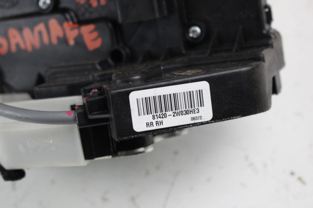 Замок задней правой двери  814202W030 HYUNDAI