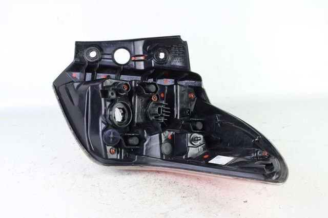 TOYOTA 8156142200 Фонарь задний левый внешний в наличии Тернополь