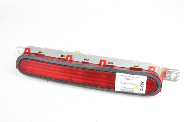 Фонарь сигнала торможения 815700F011 TOYOTA