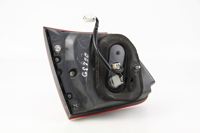 TOYOTA 8158130331 Фонарь задний правый внутренний в наличии Николаев