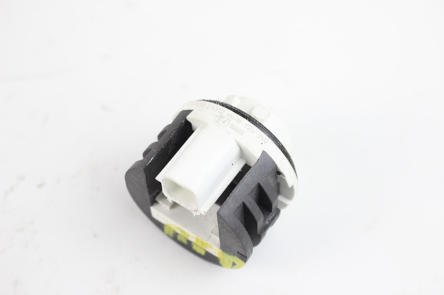 8158A0D610 TOYOTA Лампа противотуманной фары купить в Тернополь