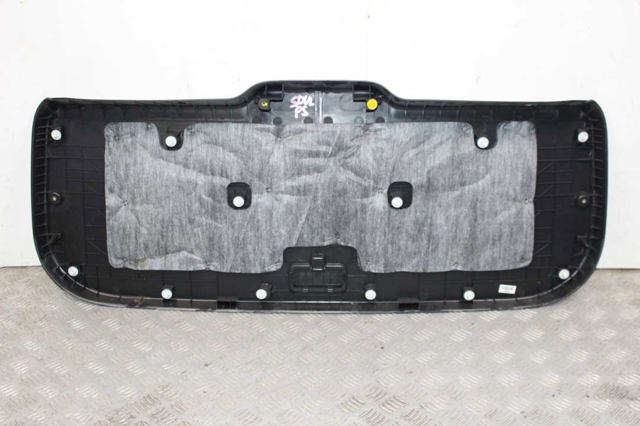 Пластик пятой двери 81750B2000EQ HYUNDAI