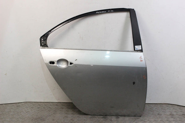 82100BA030 NISSAN Дверь задняя правая купить в Киев