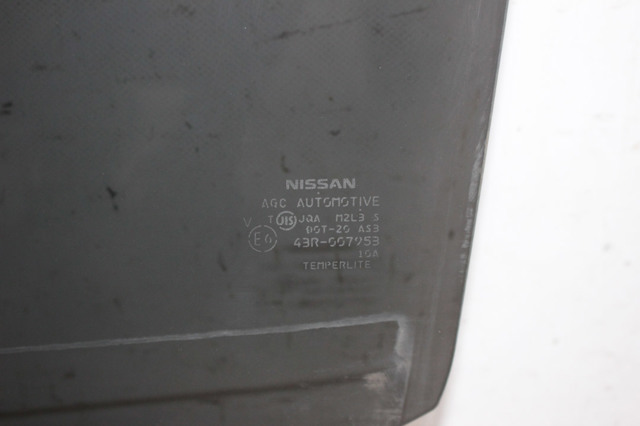 Стекло заднее левое 823014CA0B NISSAN