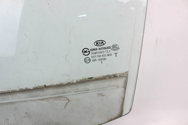 Стекло водительской двери 824112K010 HYUNDAI