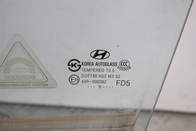 824112L010 HYUNDAI Стекло двери передней левой купить в Ровно