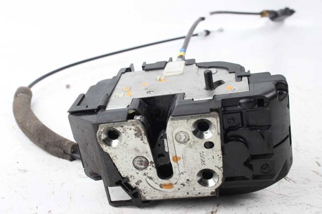 825019U100 NISSAN Замок двери задней левой купить в Харьков