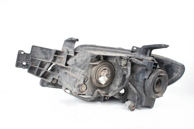8301A176 MITSUBISHI Фара правая купить в Полтава