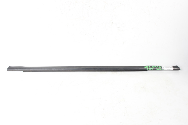 832102P000 HYUNDAI купить в Черновцы
