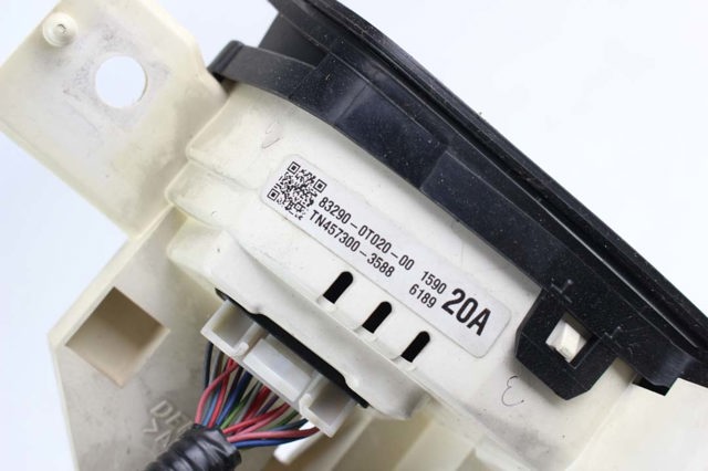832900T020 TOYOTA купить в Харьков