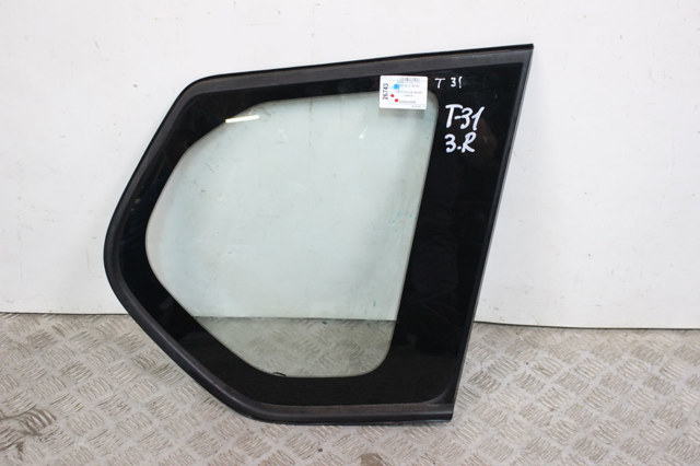 83300JG000 NISSAN Стекло кузова (багажного отсека) правое купить в Днепр