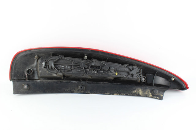MITSUBISHI 8330A328 Фонарь задний правый в наличии Каменское