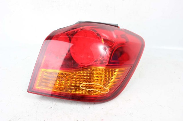 Правый стоп-сигнал 8330A692 MITSUBISHI