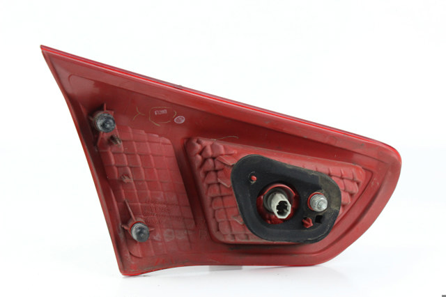 8336A078 MITSUBISHI Фонарь задний правый купить в Ровно