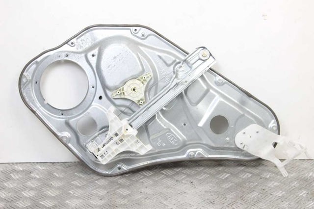 Стеклоподъемник левой задней двери 834012P000 HYUNDAI