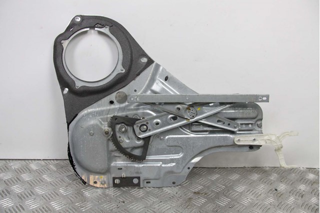  Механизм стеклоподъемника правой задней двери 834022K001 HYUNDAI