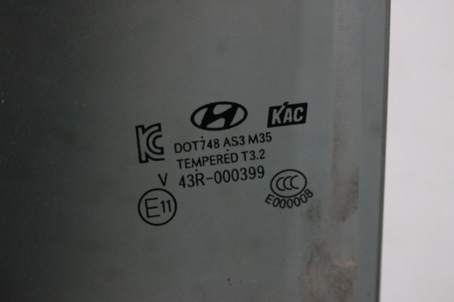 834102W020 Стекло двери задней левой купить Киев