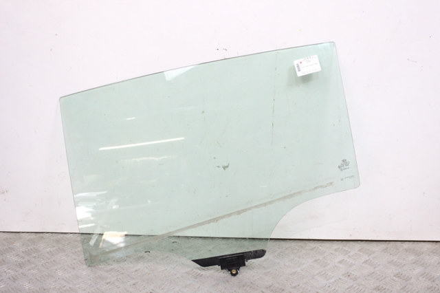 83410F1000 HYUNDAI Стекло двери задней левой купить в Каменское
