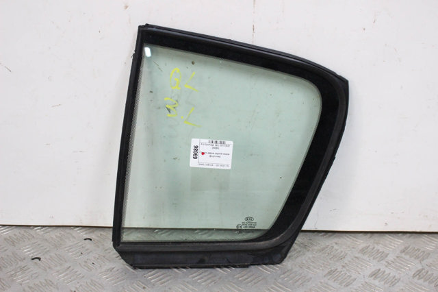 Стекло-форточка двери, задней, левой 83417F1000 HYUNDAI