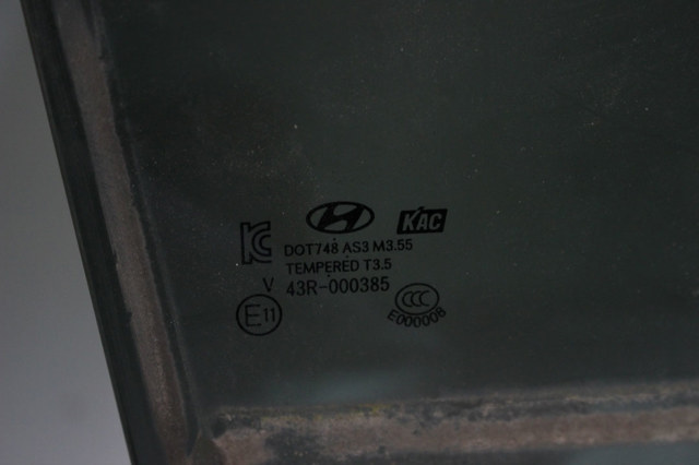 Стекло задней правой двери 834213Z020 HYUNDAI