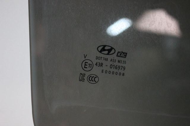 HYUNDAI 83421S1010 Стекло двери задней правой в наличии Ирпень