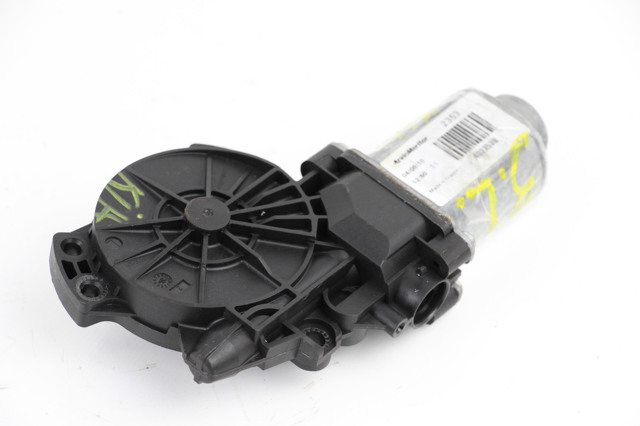 HYUNDAI 834503W000 Мотор стеклоподъемника двери задней левой в наличии Украина