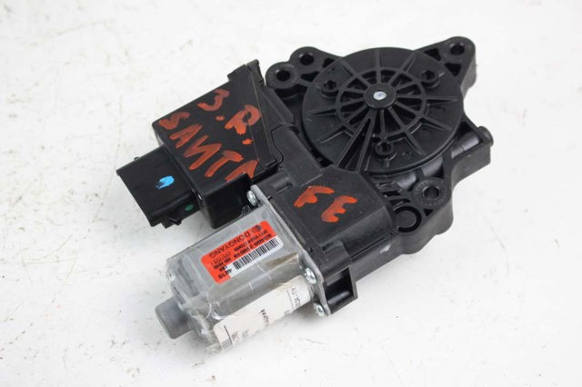 HYUNDAI 834602W010 Мотор стеклоподъемника двери задней правой в наличии Ужгород
