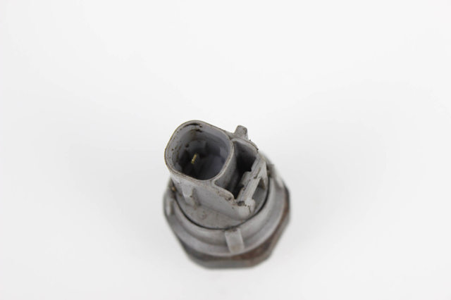8353028020 TOYOTA Датчик давления масла купить в Ирпень