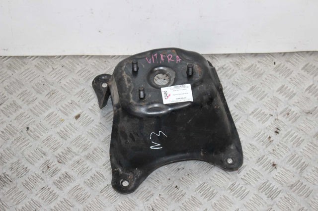 Крепление запаски 8396165J00 SUZUKI