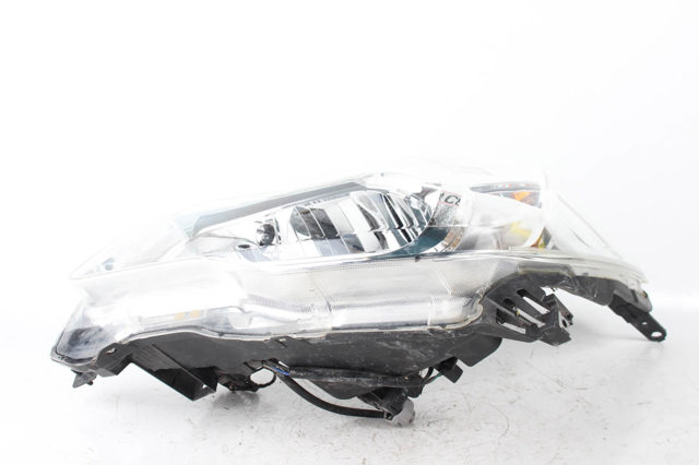 SUBARU 84001SG030 Фара левая в наличии Запорожье