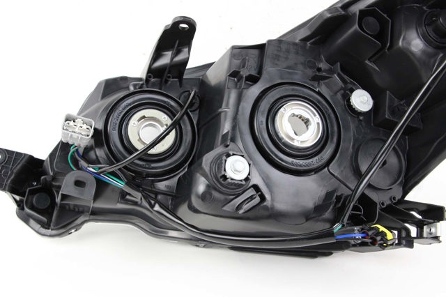 Фара основная правая 84001SG080 SUBARU