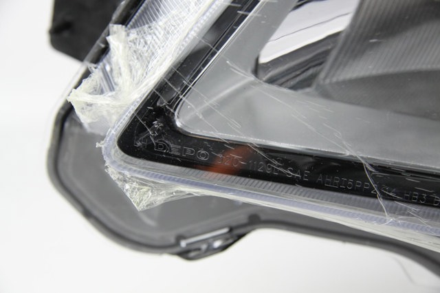 84001SG290 SUBARU Левая фара купить в Винница