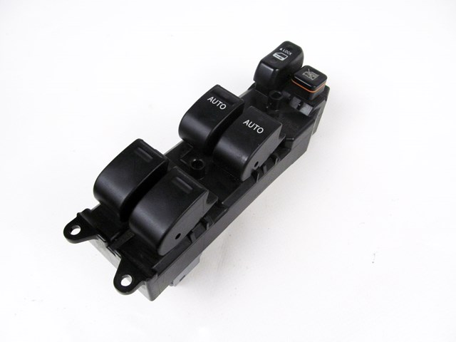 Кнопки переднего левого стекло подъёмника 84040AC030 TOYOTA