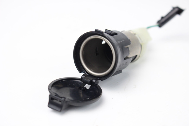 TOYOTA 8553042010 Гнездо (розетка) прикуривателя в наличии Сумы