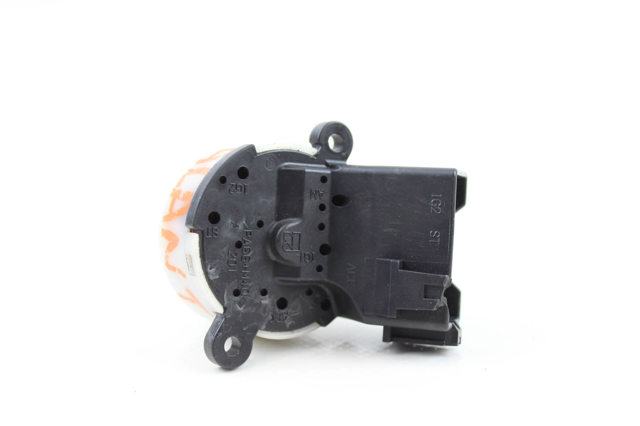 MITSUBISHI 8602A011 Контактная группа замка зажигания в наличии Винница