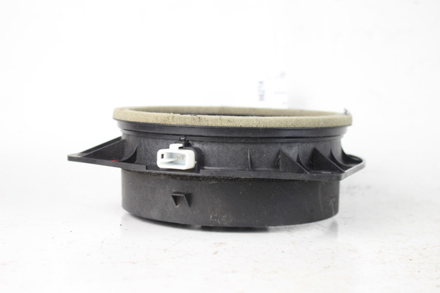 8616048290 TOYOTA Динамик задней двери купить в Киев
