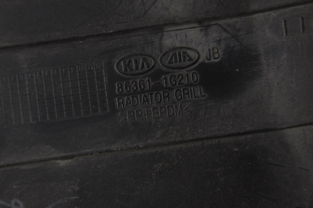 HYUNDAI 863611G210 Решетка радиатора в наличии Ровно