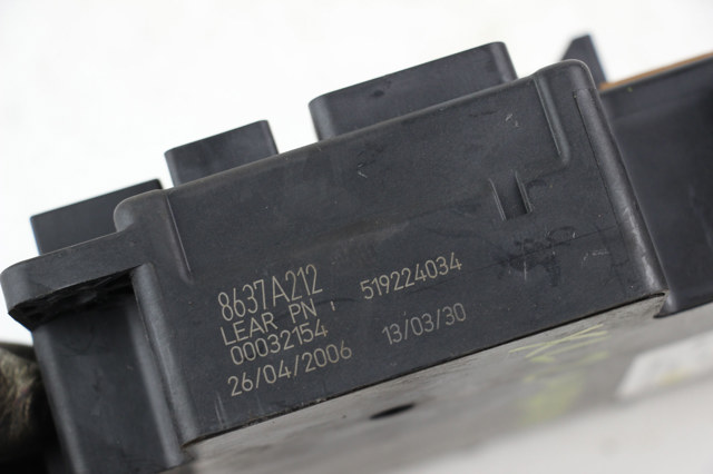 8637A212 Mitsubishi