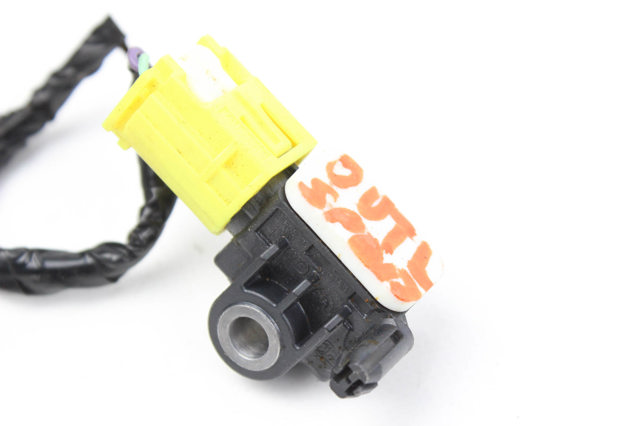 Датчик AIRBAG передний 8651A117 MITSUBISHI
