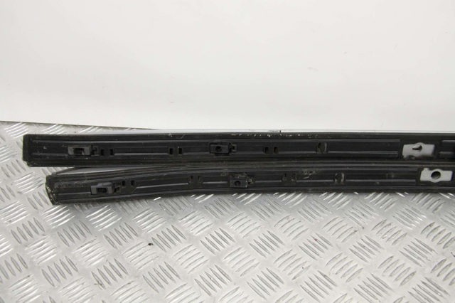 872703W000 HYUNDAI купить в Ужгород