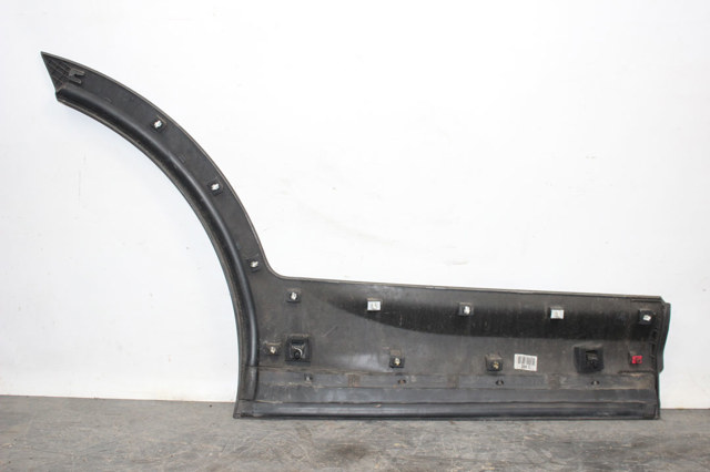 Накладка задней левой двери 877312W000CA HYUNDAI