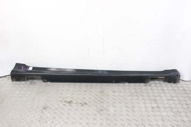 877523S000 HYUNDAI Накладка (молдинг) порога наружная правая купить в Киев