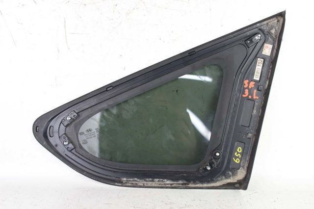 Стекло багажника, левое 878102W000 HYUNDAI