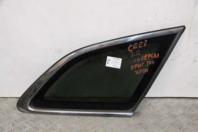Стекло кузова/багажного отсека, правое 87820A2610 HYUNDAI