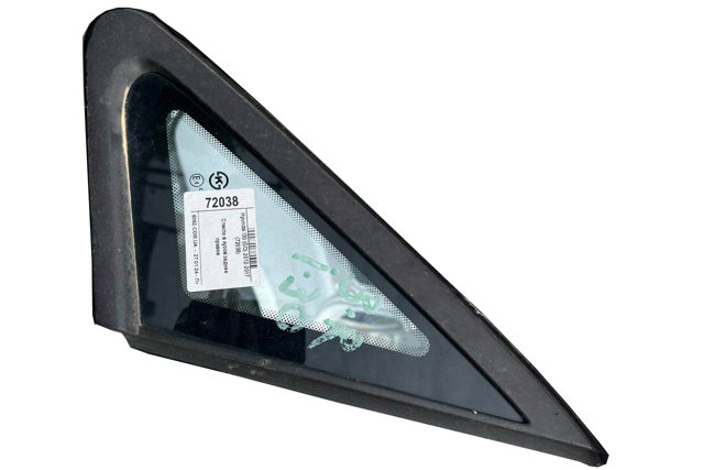 Окно надставки двери задней 87820A5010 HYUNDAI