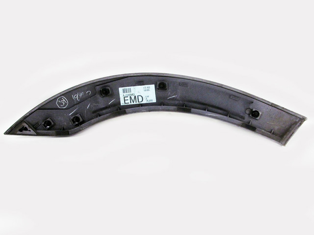 91112AJ340L5 SUBARU Накладка двери задней левой купить в Ирпень
