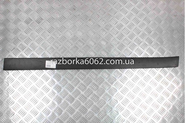 Молдинг двери передней правой 91112XA04A SUBARU